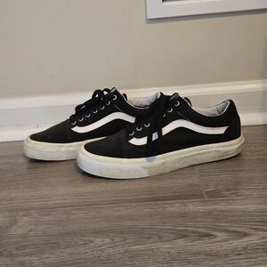 Vans Black and White Sneakers Mens Sz.8  Womens Sz.9 1/2